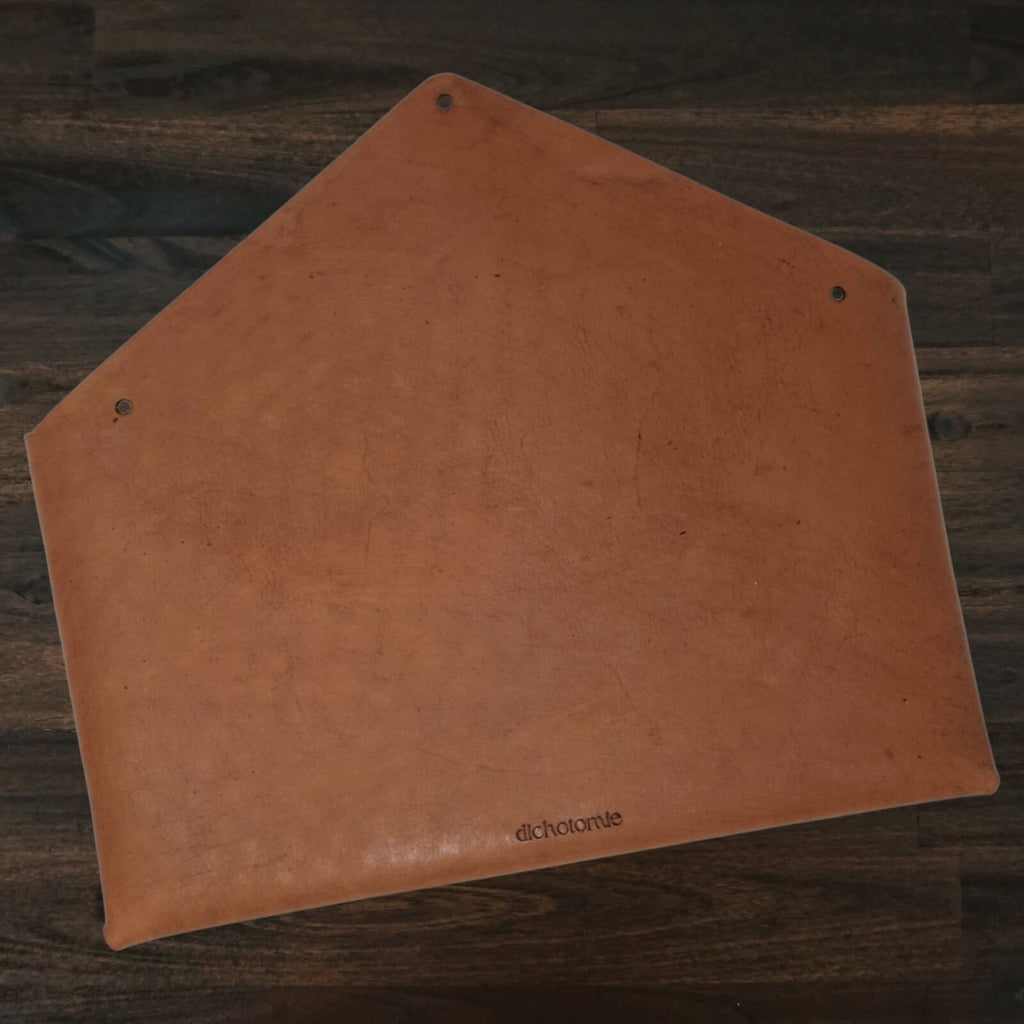 Leather Wall Pocket | Brown | Mail Envelope Organizer | Dichotomie Studio
