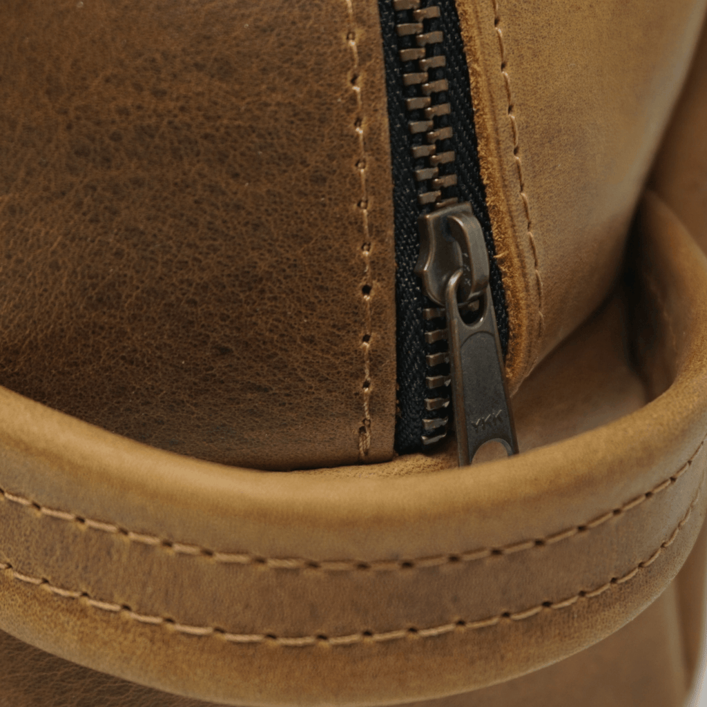 Leather Dopp Kit - Gentleman's Travel Kit | Folklore Brown | Lindy Leather